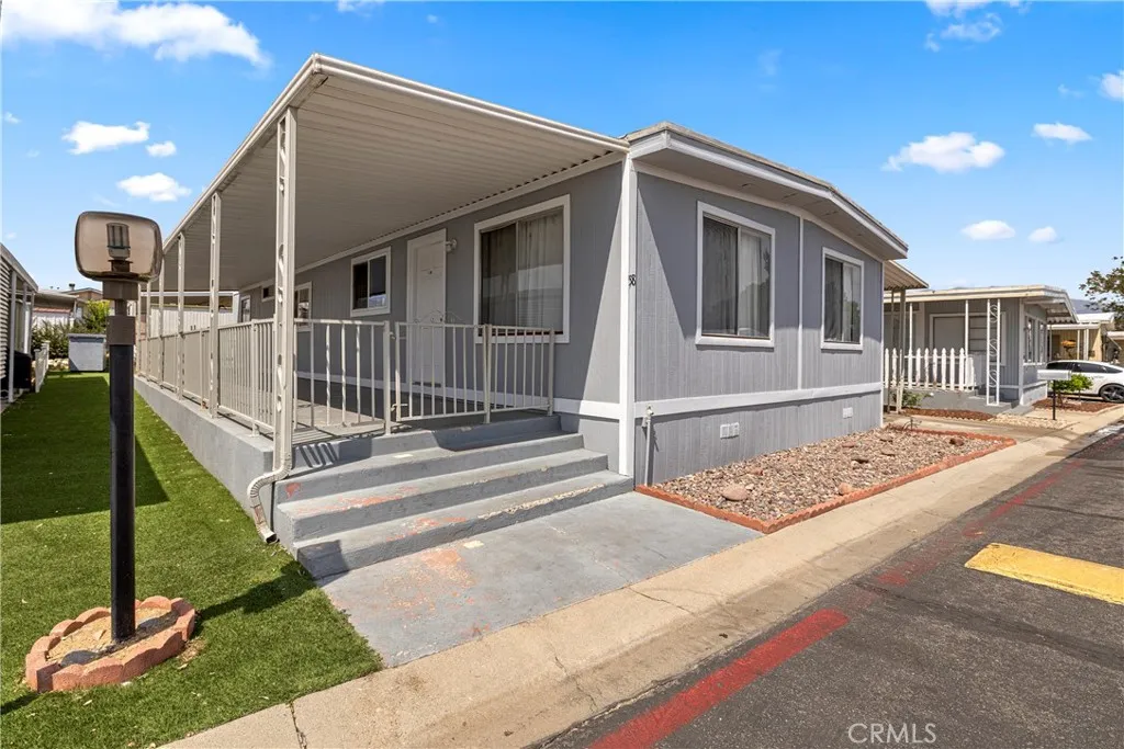 31816 Avenue E Unit 58, Yucaipa, CA 92399 photo 2