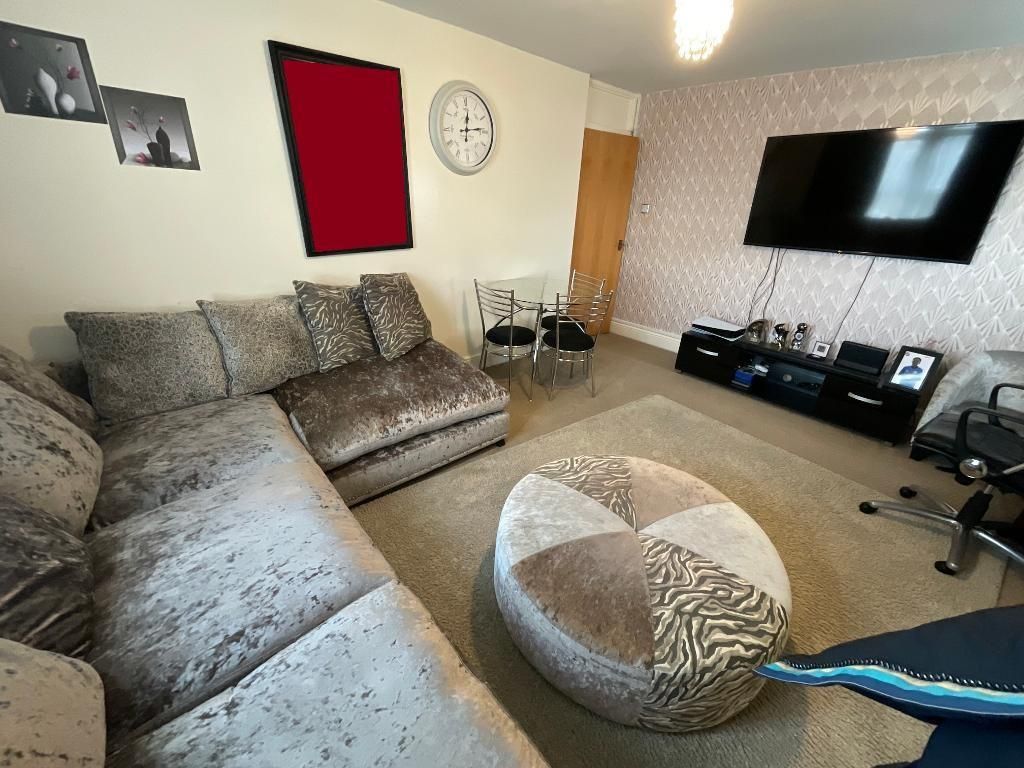 Additional image 4 of 3 bed flat for saleExeter Road, Dagenham RM10
