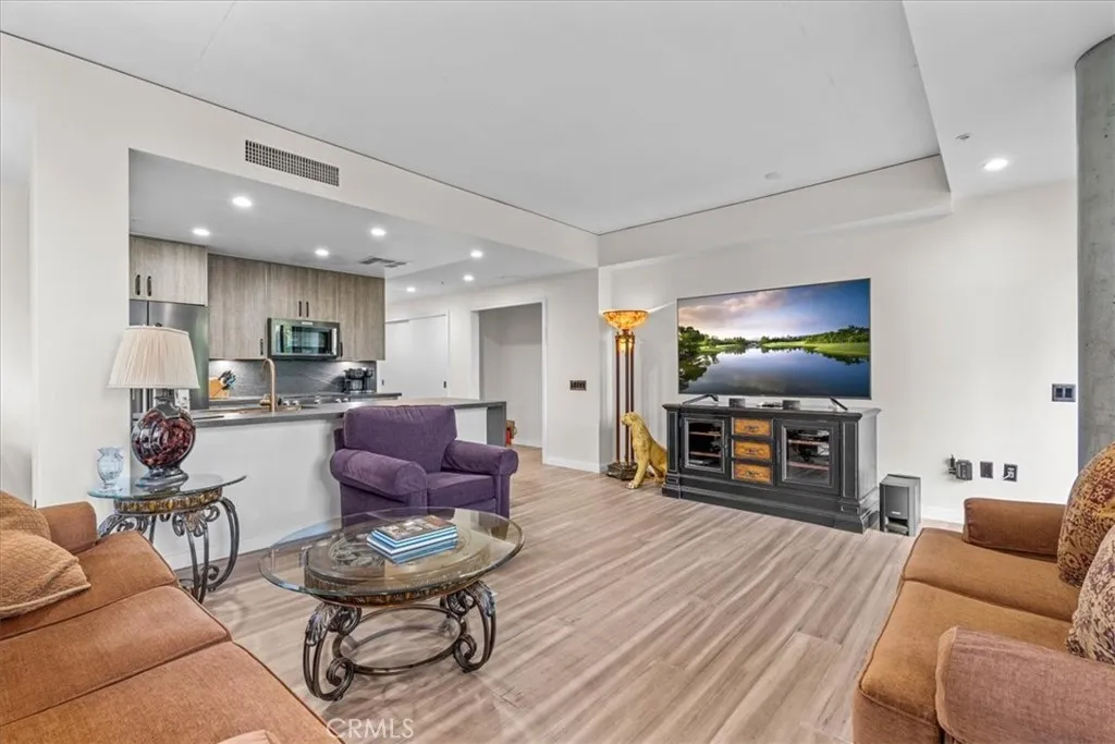 Additional image 20 of 1155 S Grand Ave Unit 426, Los Angeles, CA 90015