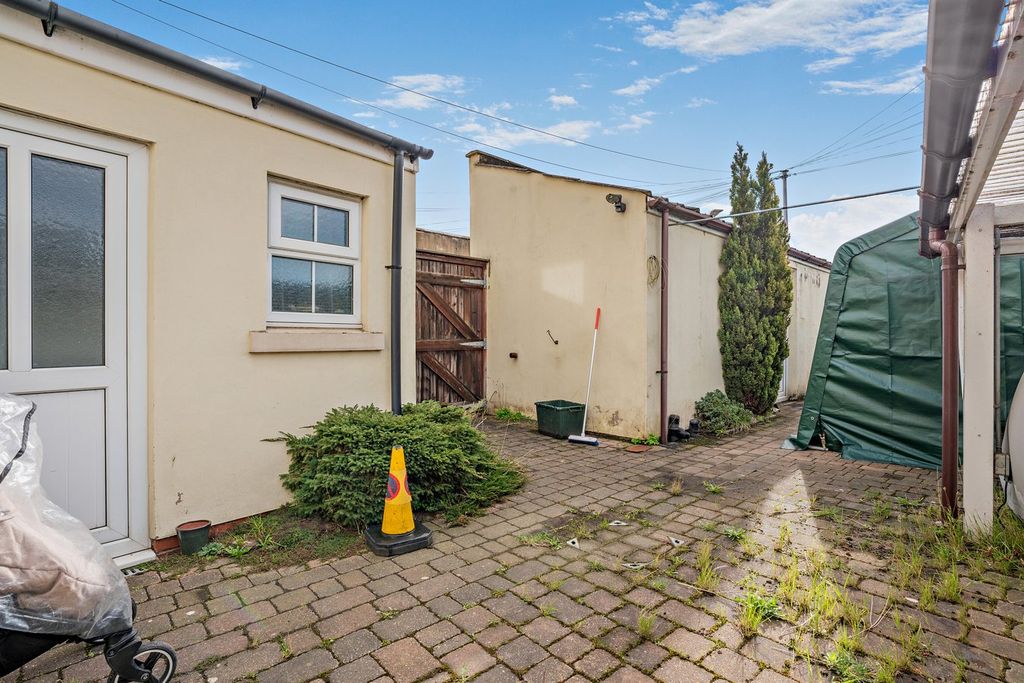 Additional image 34 of 5 bed terraced house for saleCommercial Street, Crook DL15