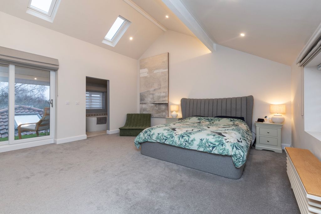 Additional image 19 of 5 bed detached house for saleGlenfield Road, Darlington DL3