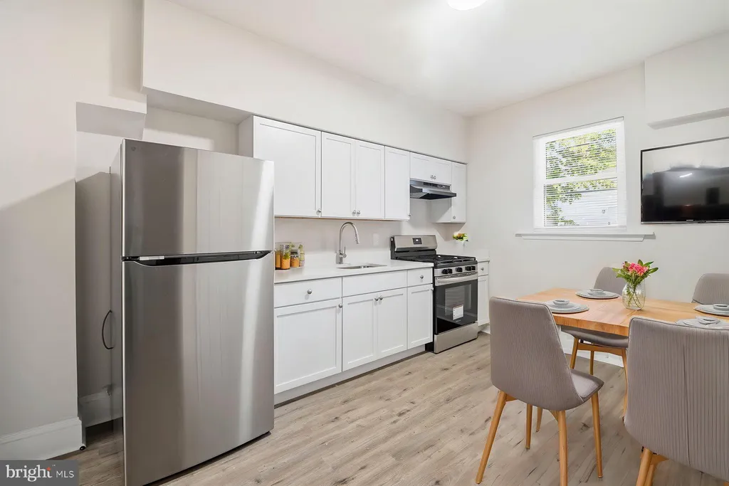 Additional image 7 of 706 N Milton Avenue, Baltimore, MD 21205