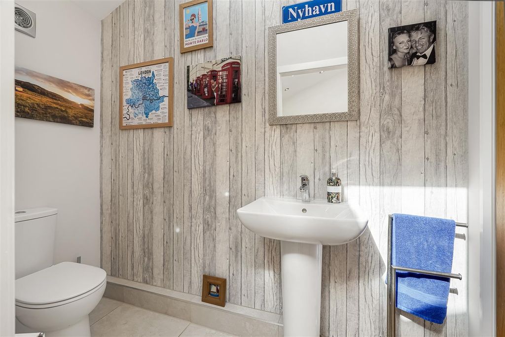 Additional image 29 of 6 bed town house for saleUplands Road, Darlington DL3