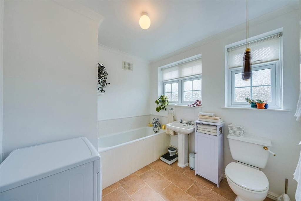 Additional image 8 of 3 bed semi-detached house for saleTredegar Road, Dartford DA2