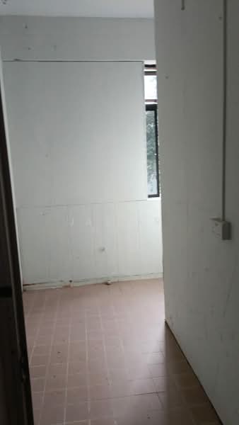 756 Upper Serangoon Road photo 3