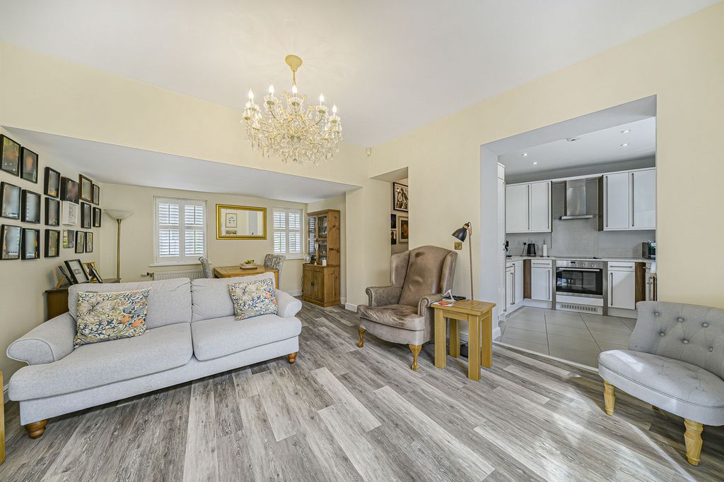 Additional image 13 of 2 bed flat for saleBunstone Hall, Chapel Drive, Dartford DA2
