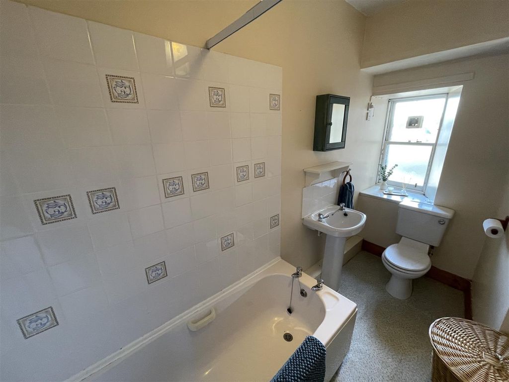 Additional image 10 of 1 bed flat for sale5 Southbridge House, South Bridge, Cupar KY15