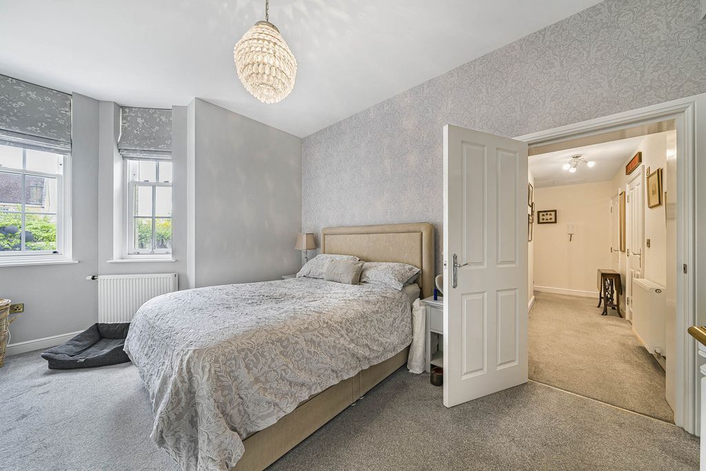 Additional image 5 of 2 bed flat for saleBunstone Hall, Chapel Drive, Dartford DA2