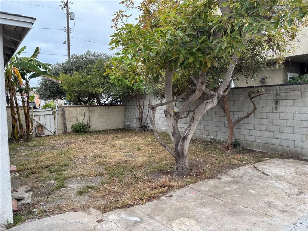3720 S Meyler St, San Pedro, CA 90731