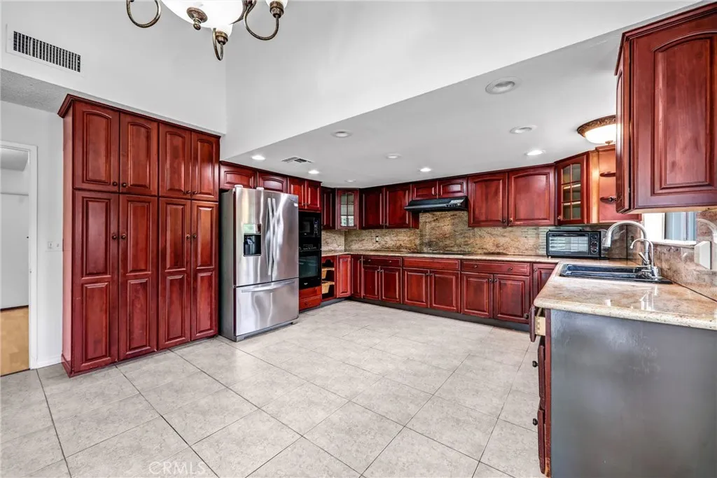 Additional image 45 of 3334 Oak Glen Dr, Los Angeles, CA 90068