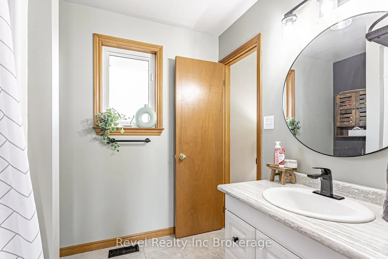 Additional image 7 of 122 Hemlock Road
