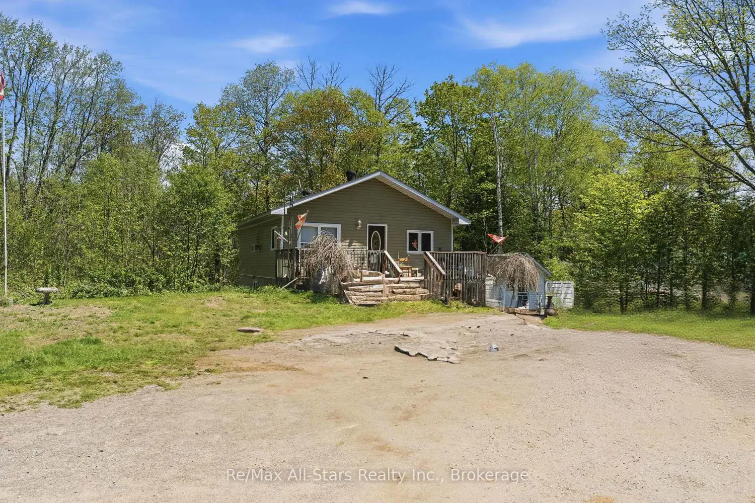 2170 Buckslide Road photo 3