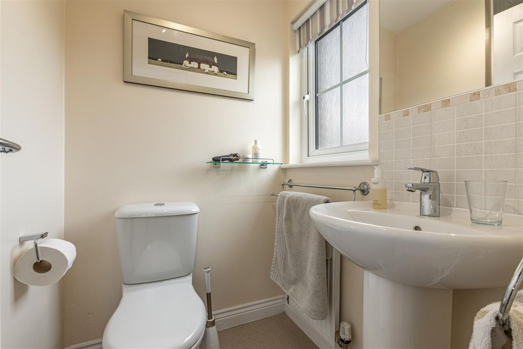 Additional image 15 of 4 bed detached house for sale31 Weavers Linn, Tweedbank, Galashiels TD1