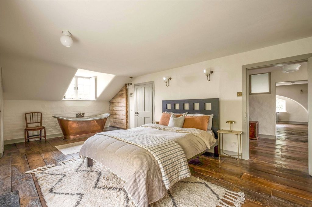 Additional image 24 of 7 bed detached house for saleReigate Road, Pixham, Dorking, Surrey RH4
