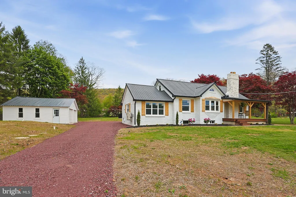 Additional image 2 of 121 Ben Titus Road, Tamaqua, PA 18252