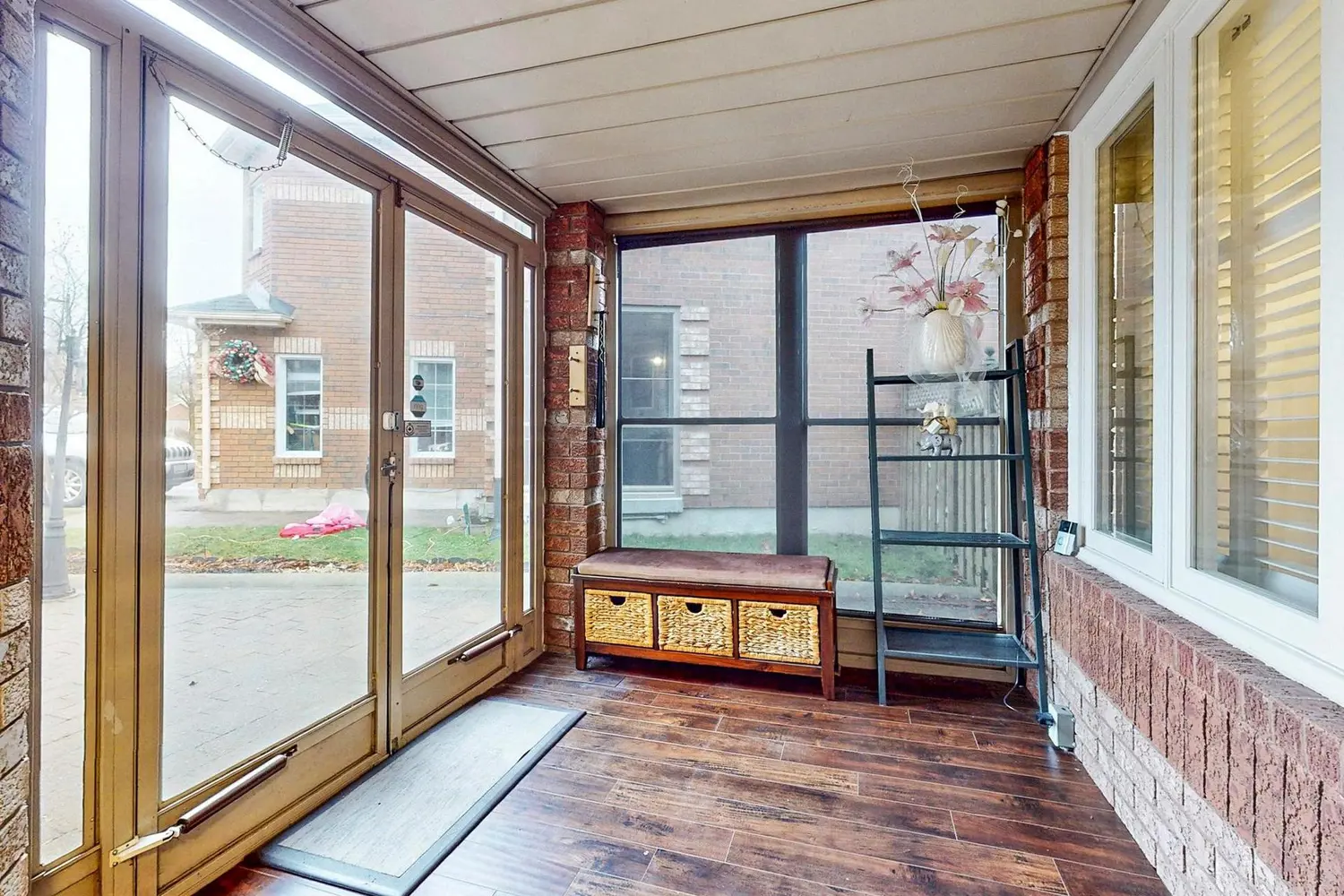 77 Sunbird Boulevard photo 2