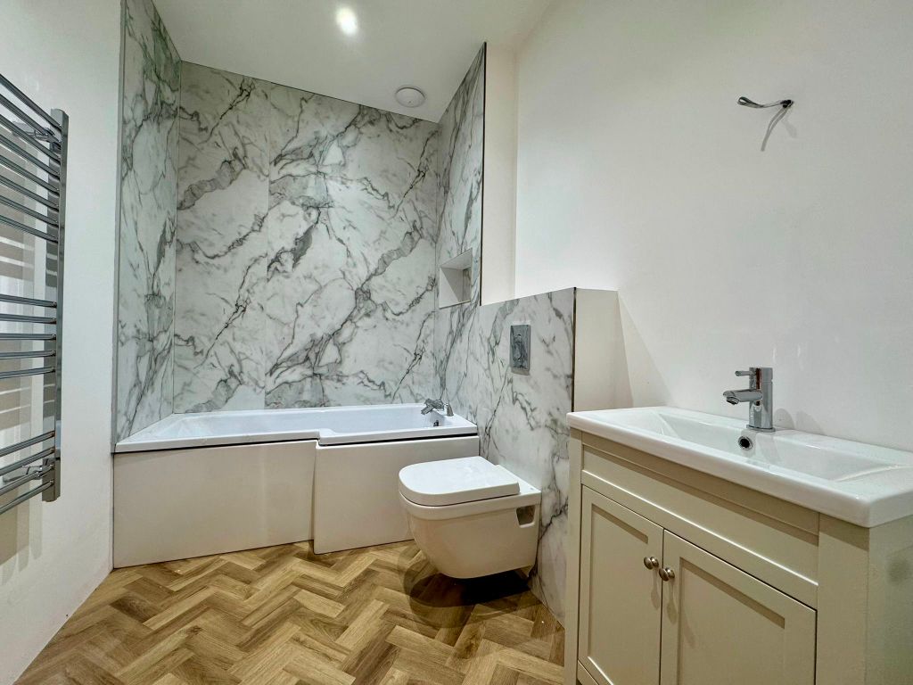 1 bed maisonette for saleStation Road, Edenbridge TN8 photo 3