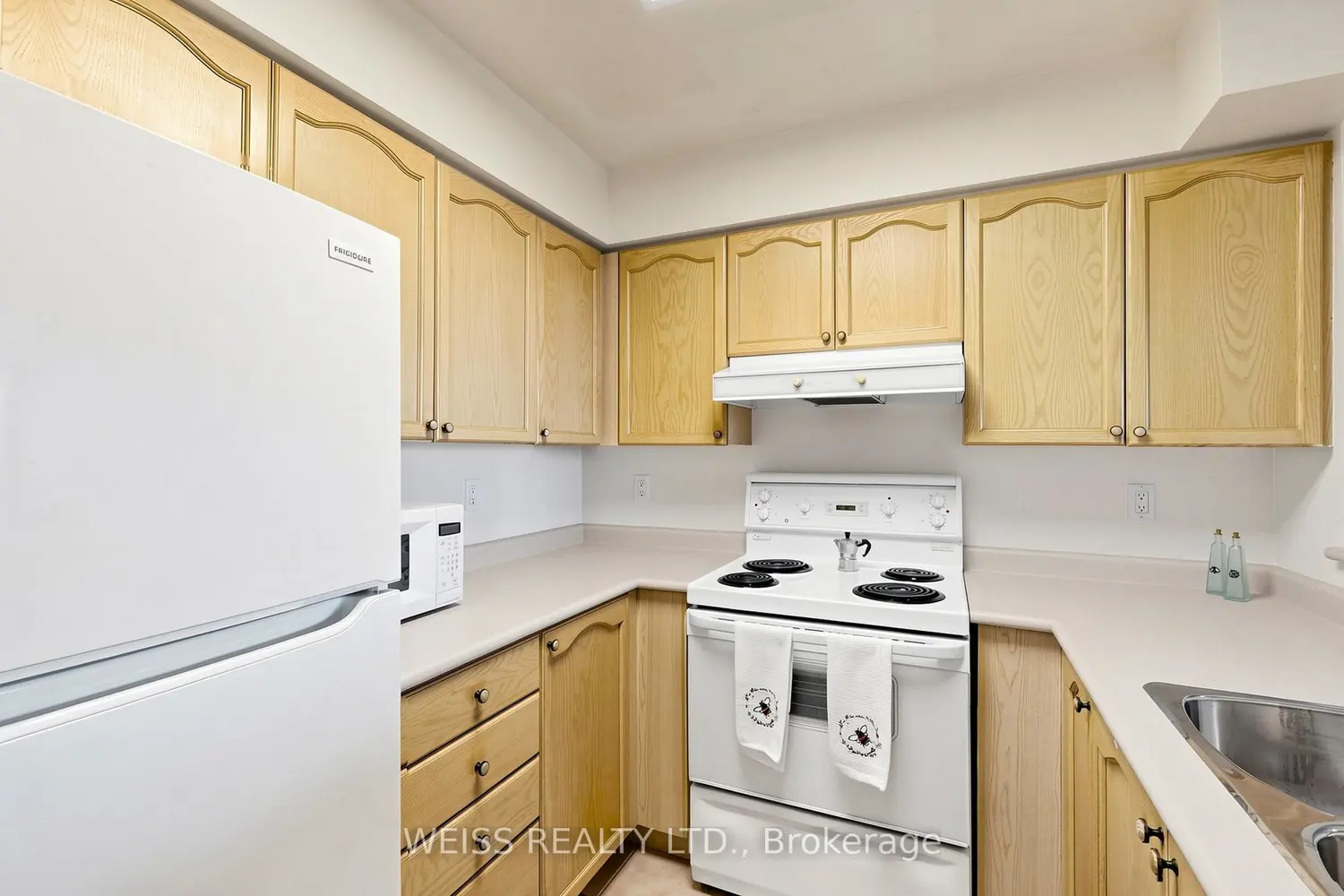 5 Emerald Lane 710 photo 4
