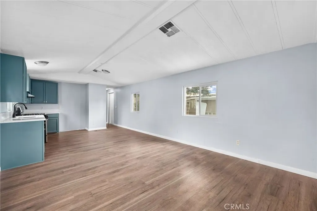 350 E San Jacinto Ave Unit 36, Perris, CA 92571 photo 4