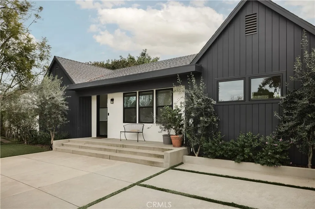 13916 La Maida Street, Sherman Oaks, CA 91423