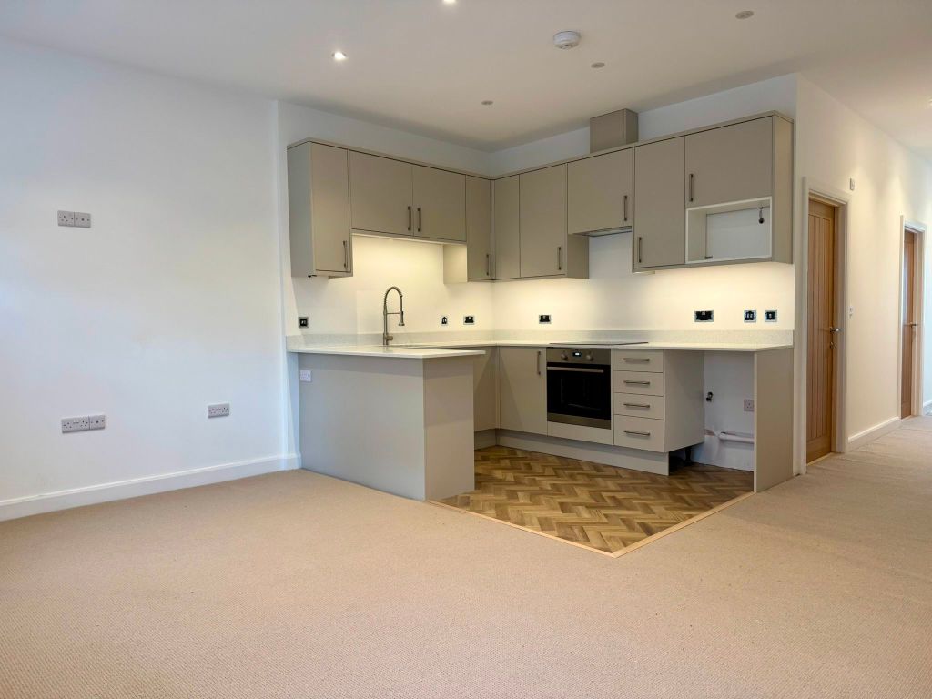 1 bed maisonette for saleStation Road, Edenbridge TN8