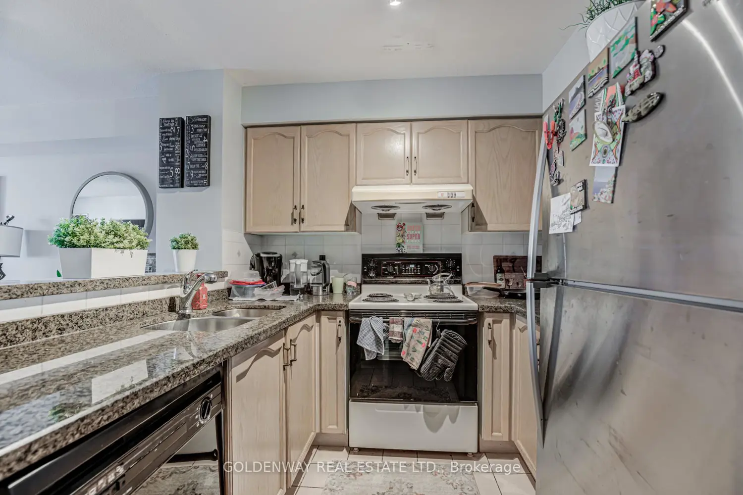 Additional image 10 of 18 Pemberton Avenue 402