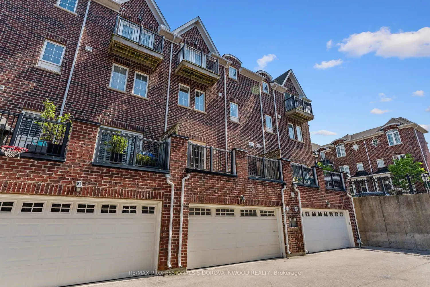 Additional image 17 of 109 The Queensway 106
