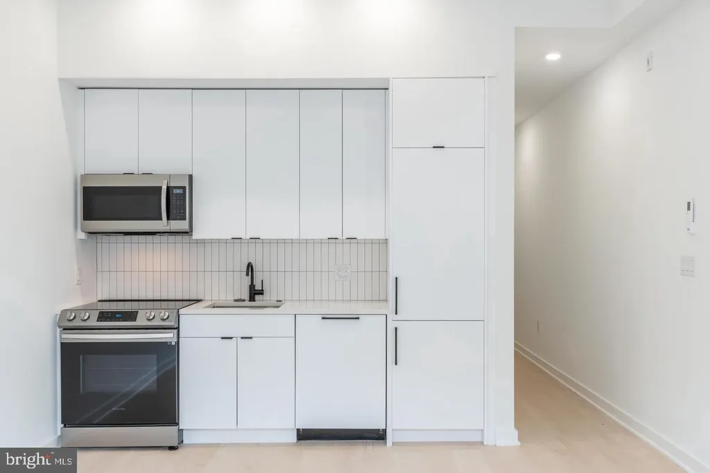 Additional image 4 of 2414 Frankford Avenue Unit 5, Philadelphia, PA 19125