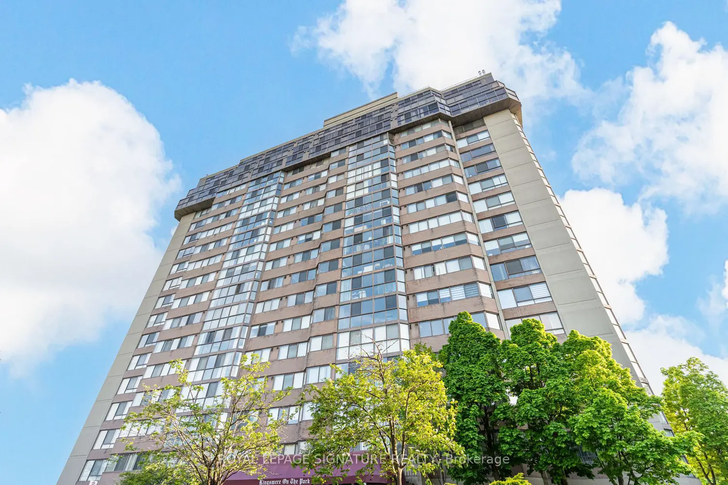 Additional image 17 of 880 Dundas Street 405