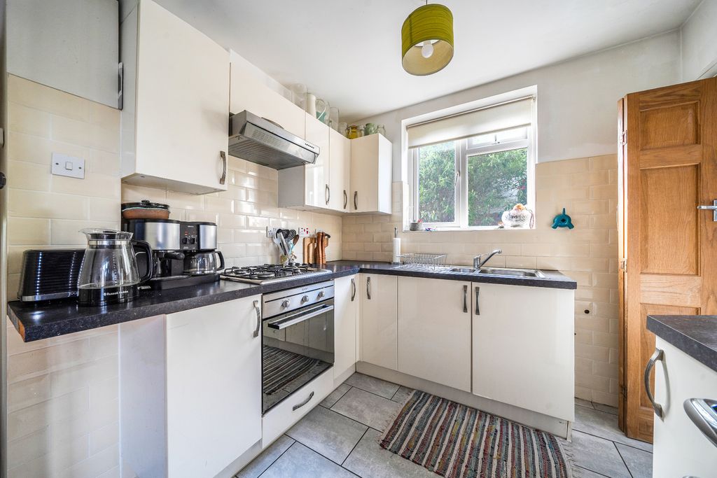 Additional image 2 of 3 bed semi-detached house for saleOakland Avenue, Droitwich WR9