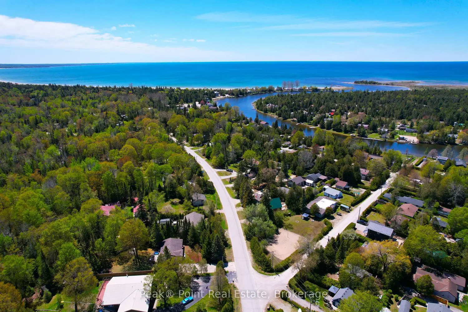 1245 Sauble Falls Road photo 3
