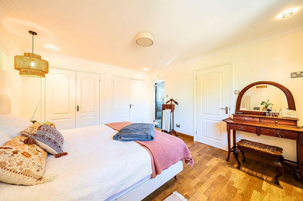 Additional image 16 of 6 bed detached house for saleEllington Way, Epsom KT18