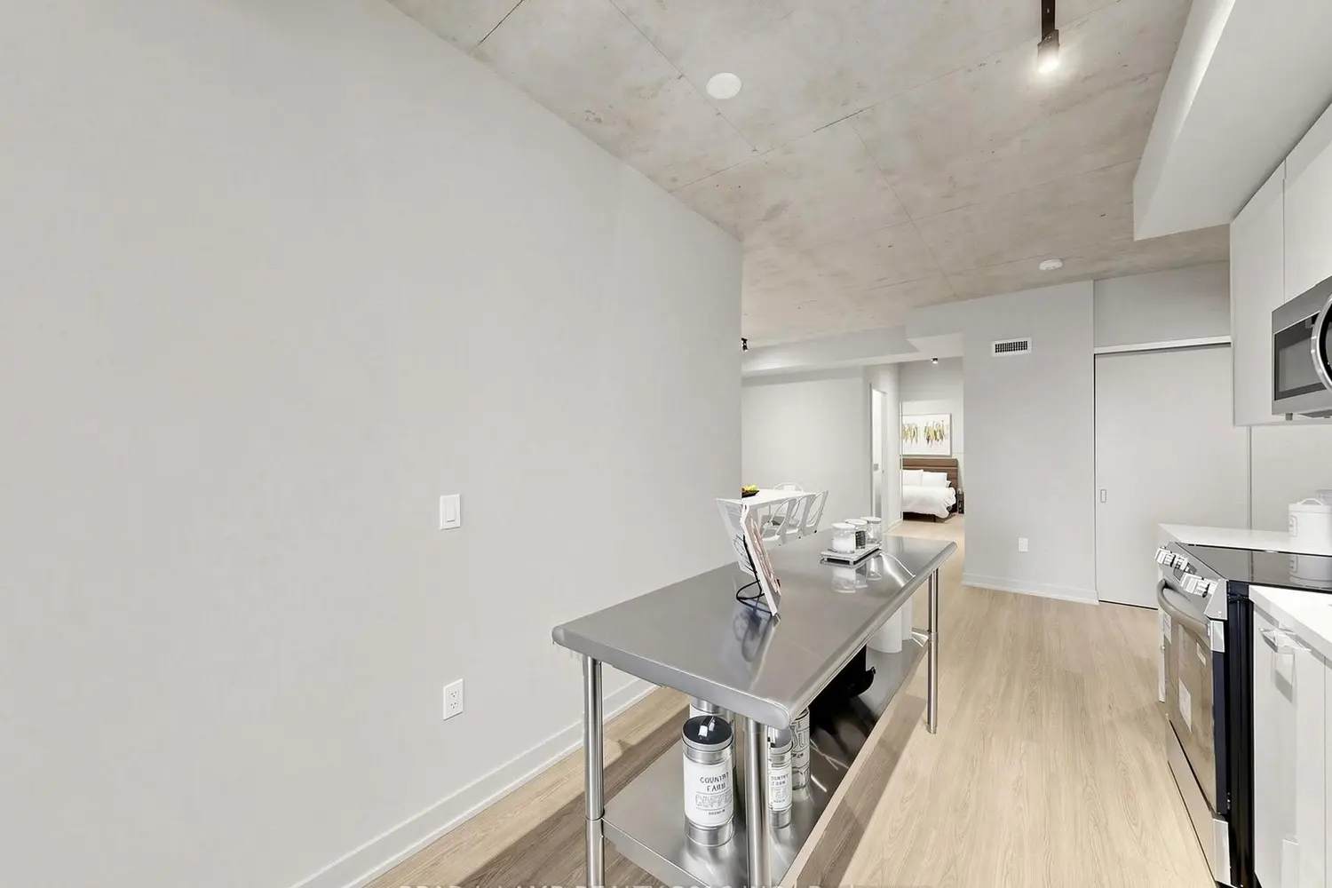 Additional image 6 of 284 King Street 404