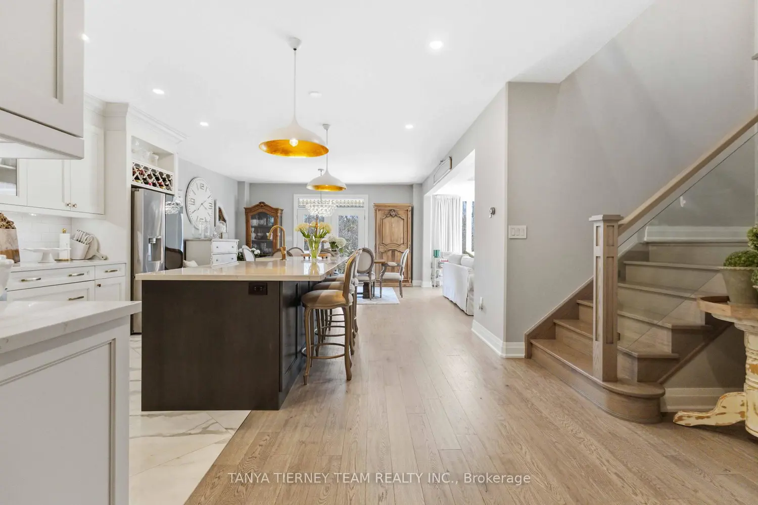 2884 Trulls Road photo 3