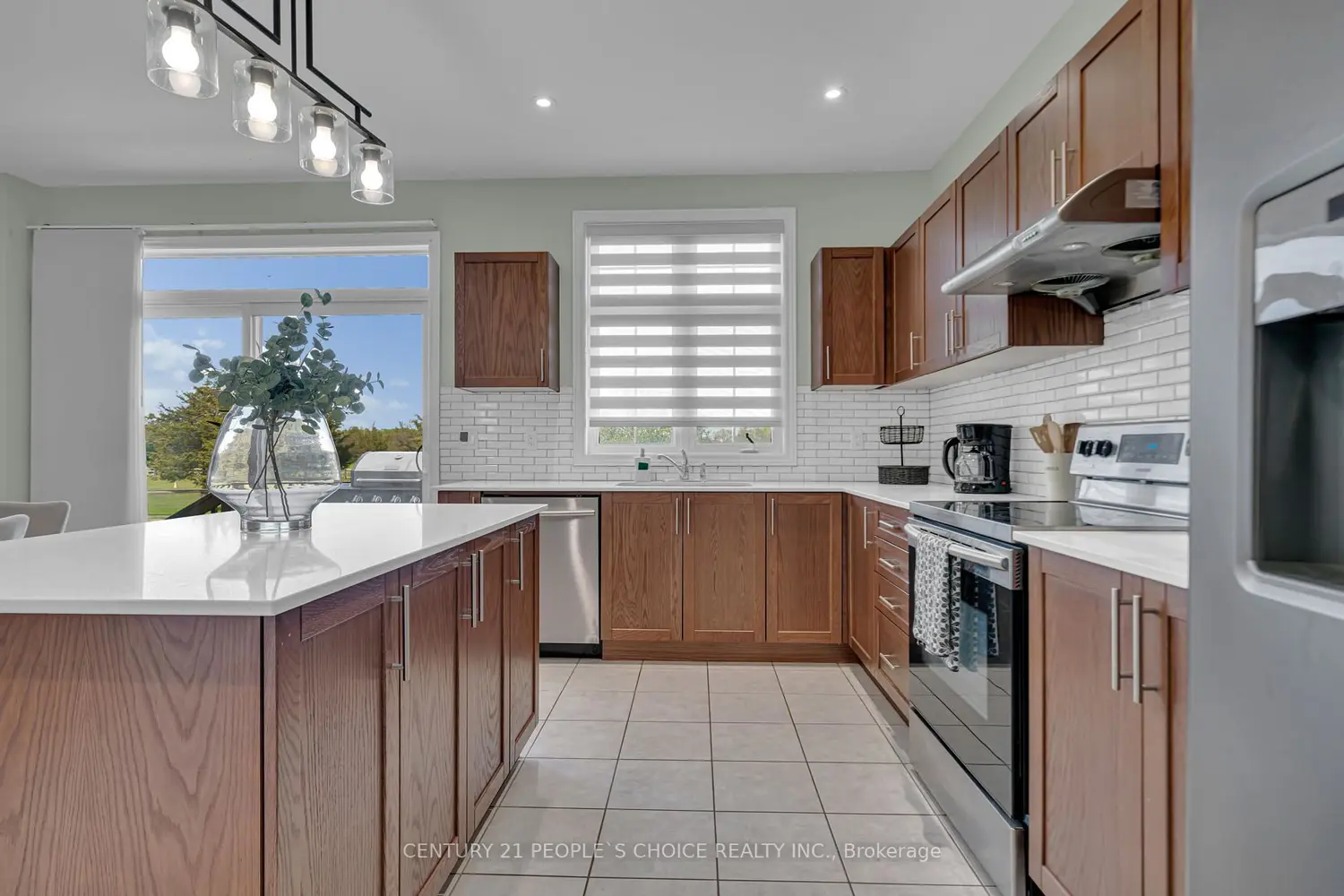55 Summer Breeze Drive photo 3