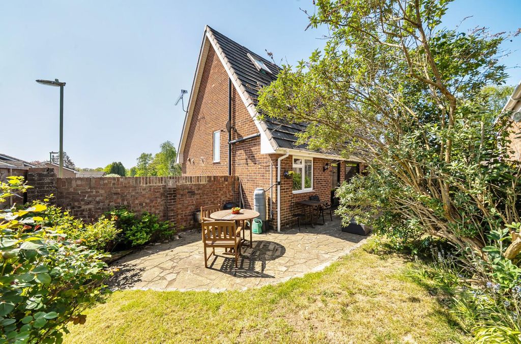 Additional image 10 of 3 bed semi-detached house for saleBirch Grove, Boyatt Wood, Eastleigh SO50