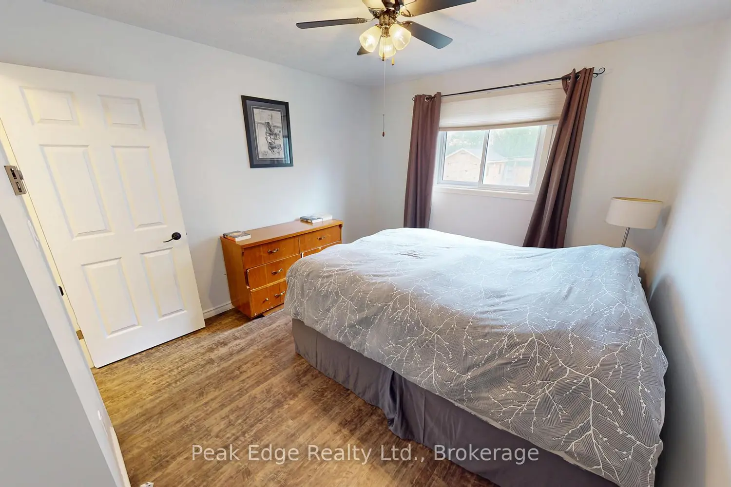 22 Willow Street photo 5
