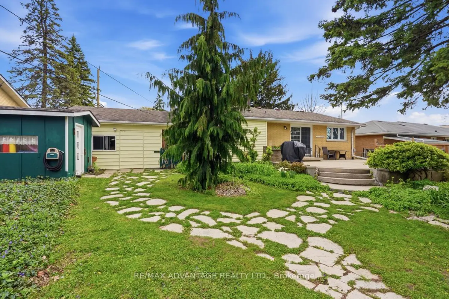 Additional image 4 of 937 Luxton Drive