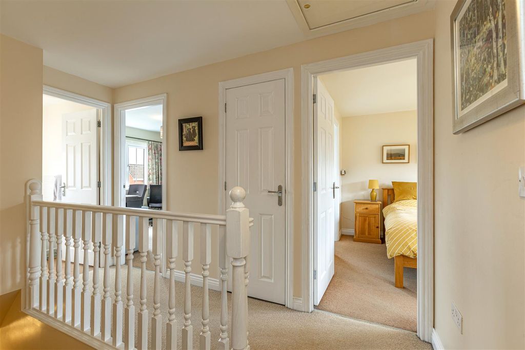 Additional image 12 of 4 bed detached house for sale31 Weavers Linn, Tweedbank, Galashiels TD1