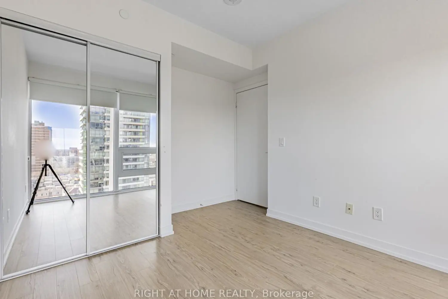 Additional image 14 of 85 Wood Street 1615