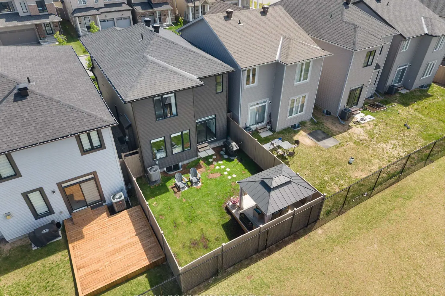 Additional image 17 of 332 Finial Way