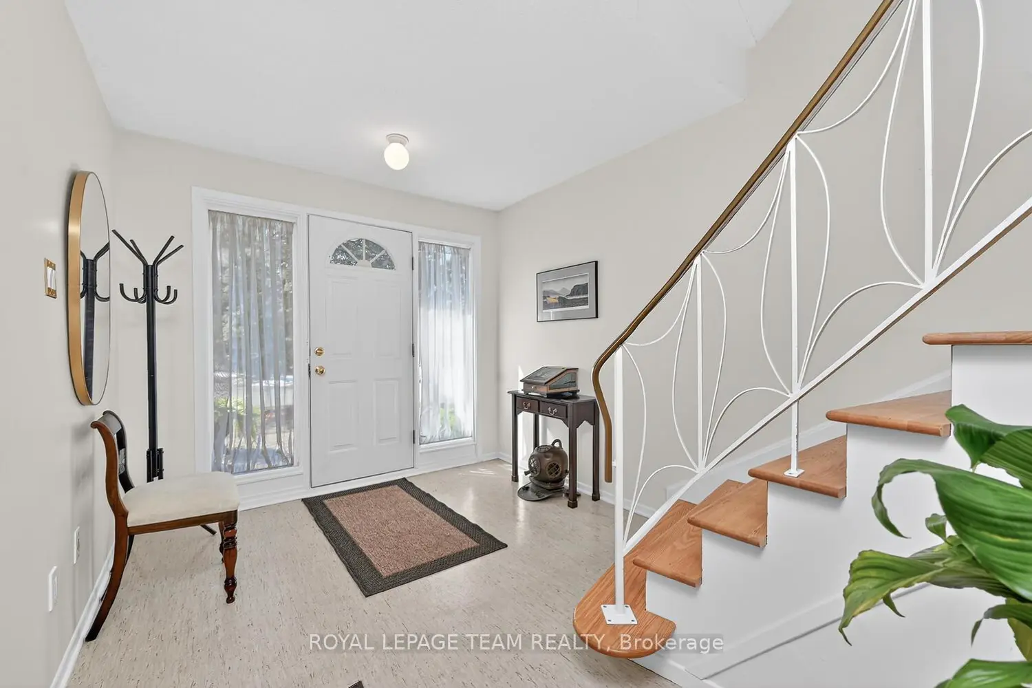 2521 Flannery Drive photo 4