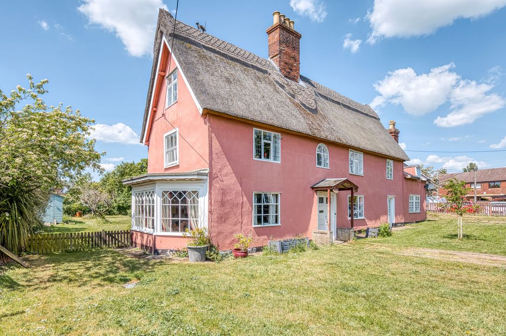 6 bed cottage for saleThe Entry, Diss IP22