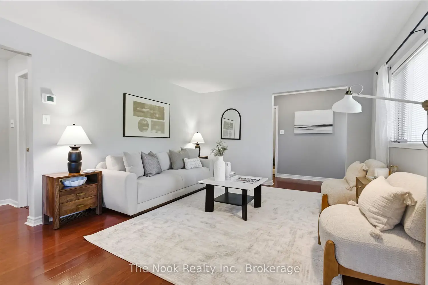 4062 Courtice Road photo 2