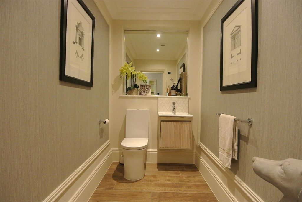 Additional image 6 of 4 bed property for saleNorthcroft Road, Englefield Green, Egham TW20