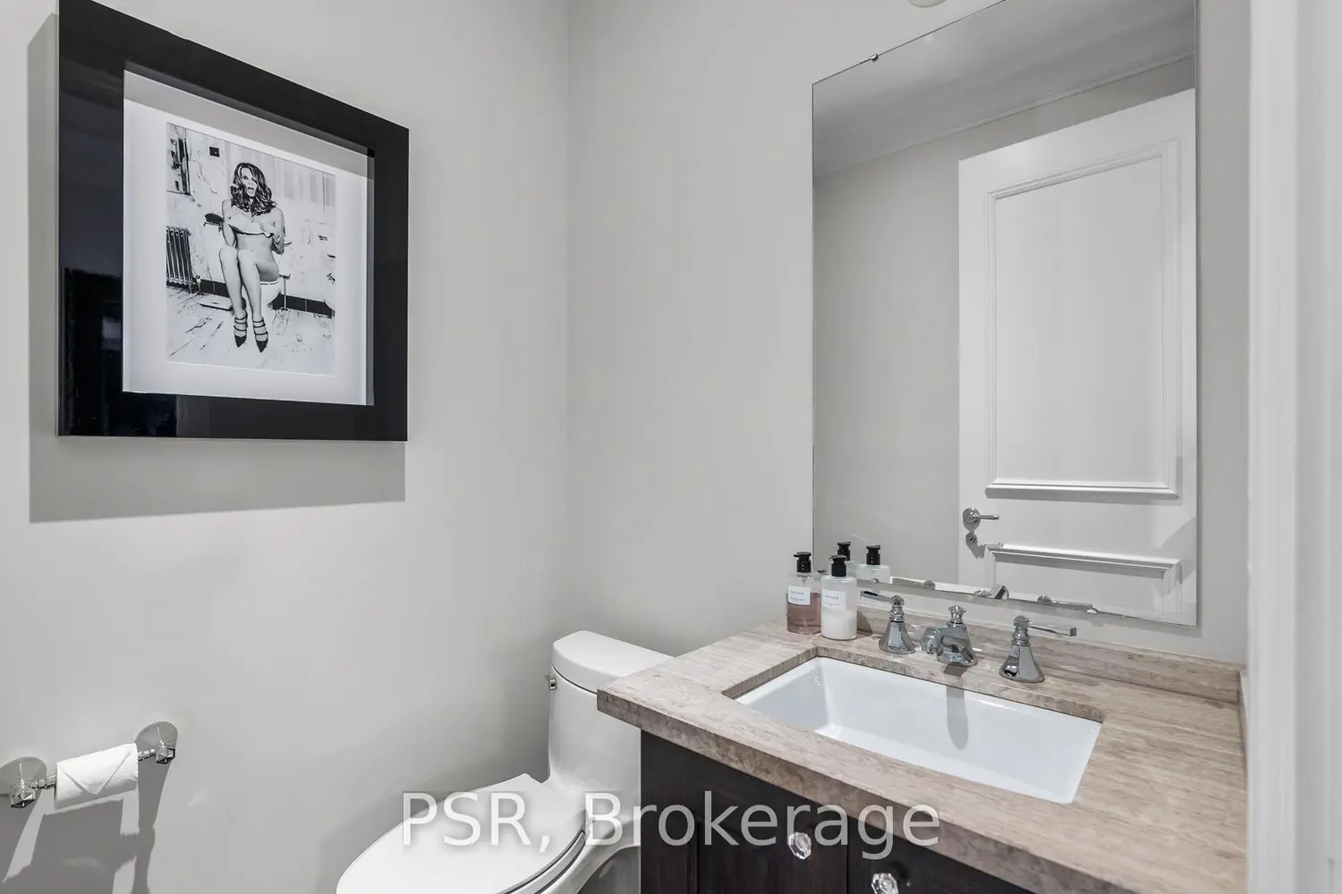 Additional image 11 of 311 Bay Street 3901