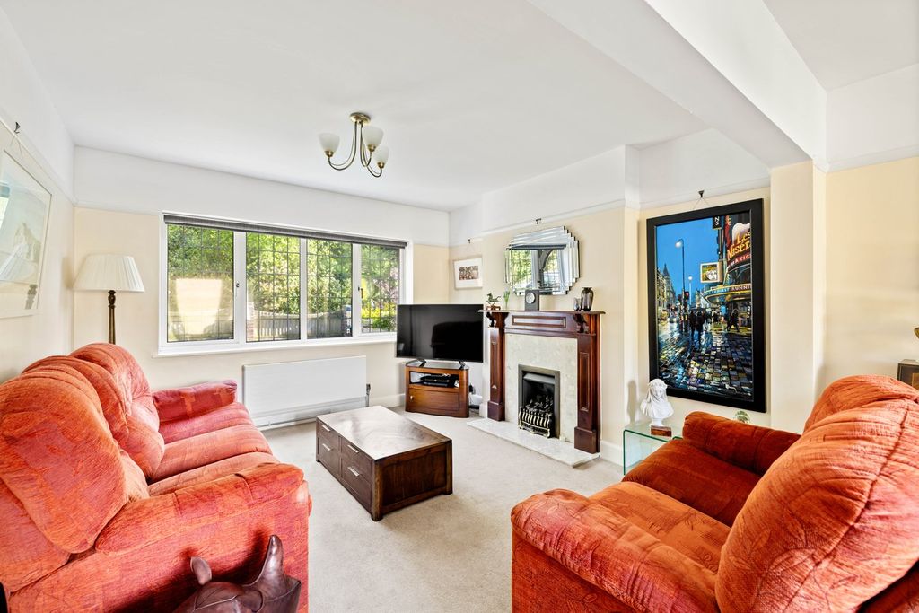 Additional image 2 of 5 bed detached house for saleWhitfield Hill, Dover CT16