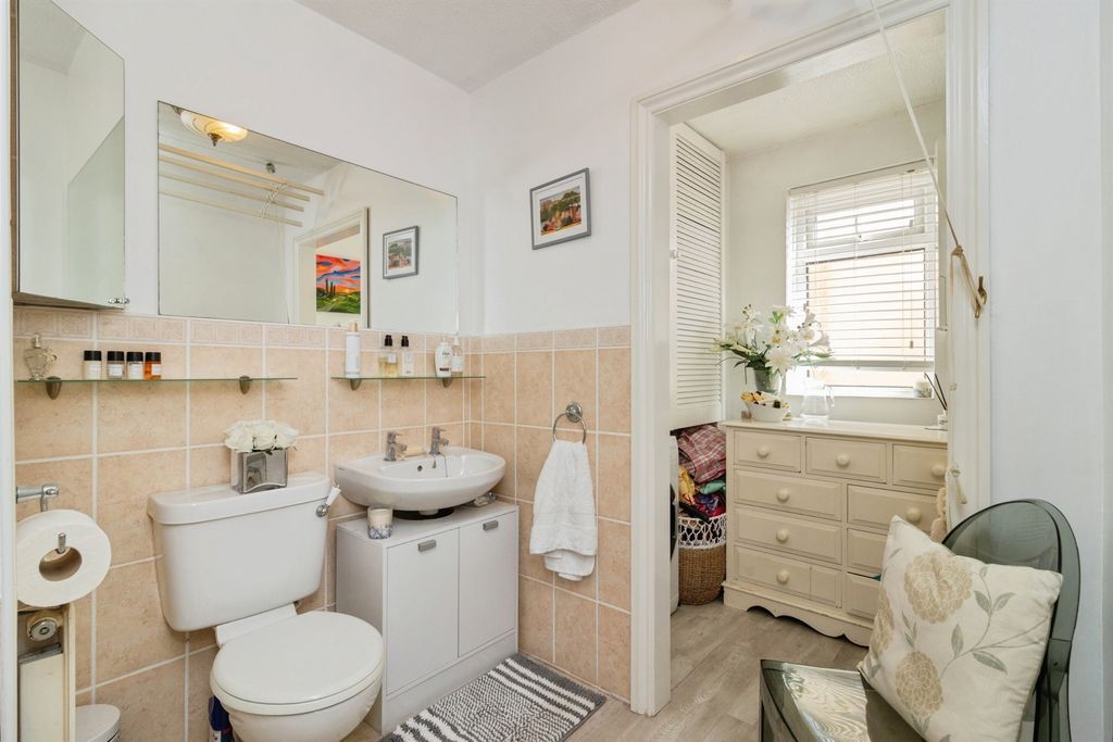 Additional image 10 of 5 bed detached house for saleSummerland Close, Dawlish EX7