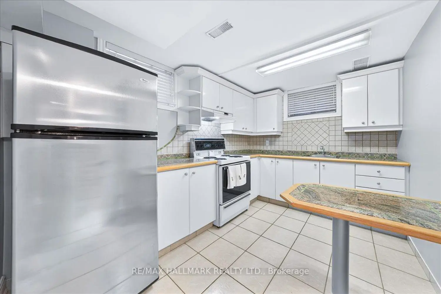 Additional image 13 of 25 Fenley Drive