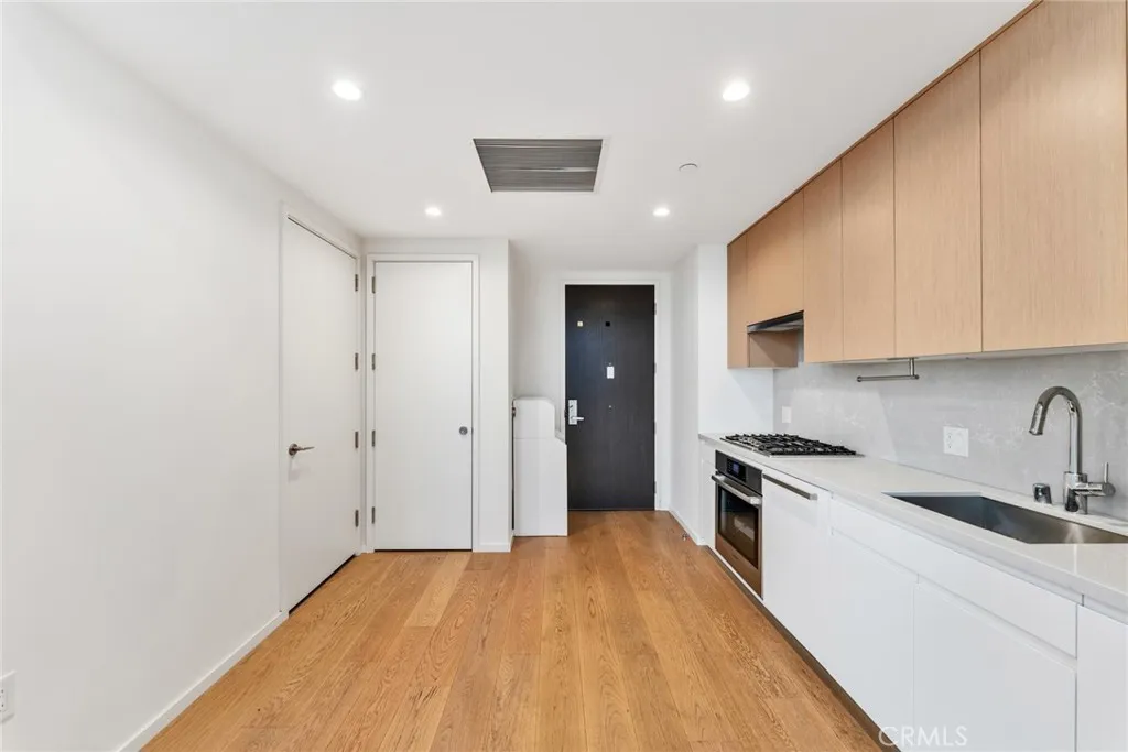 Additional image 48 of 877 Francisco St Unit 805, Los Angeles, CA 90017